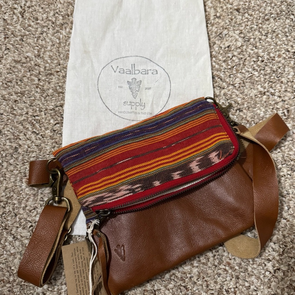 NWT Vaalbara bag long clutch crossbody Bag long strap GREAT GIFT!